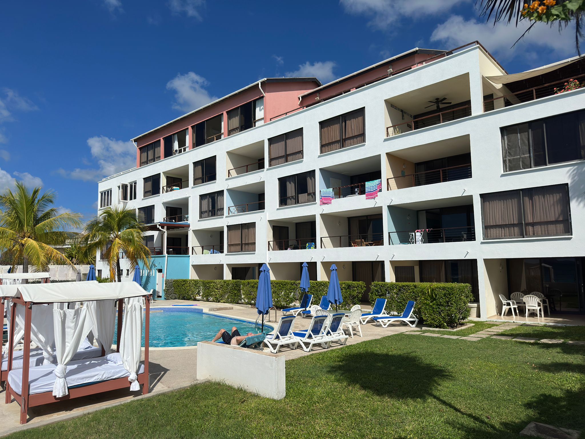 Calypso Poolside Suite